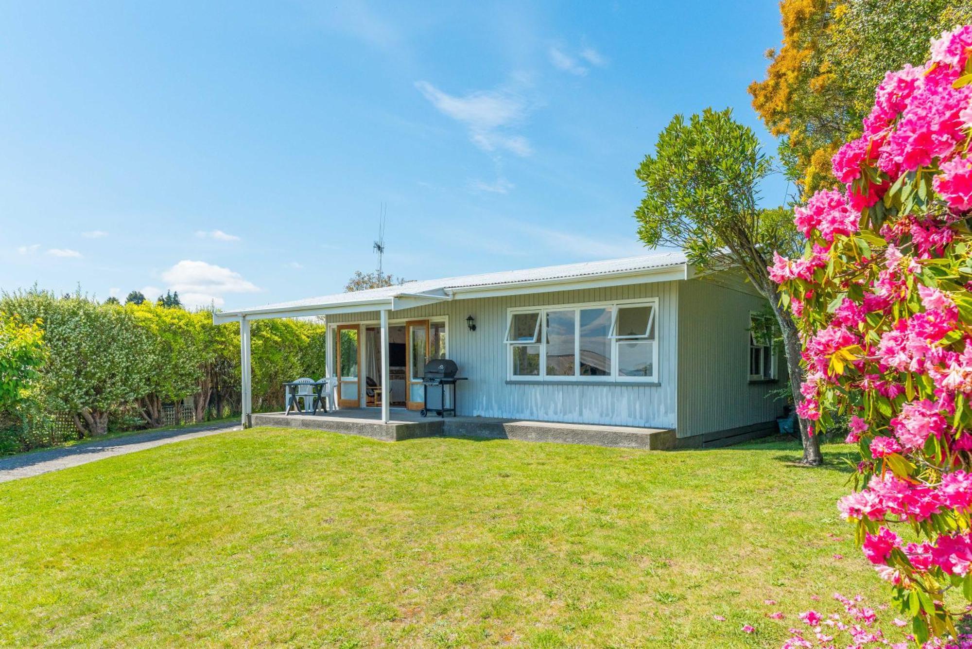 Lakeview Cottage - Rainbow Point Holiday Home Taupo Zewnętrze zdjęcie